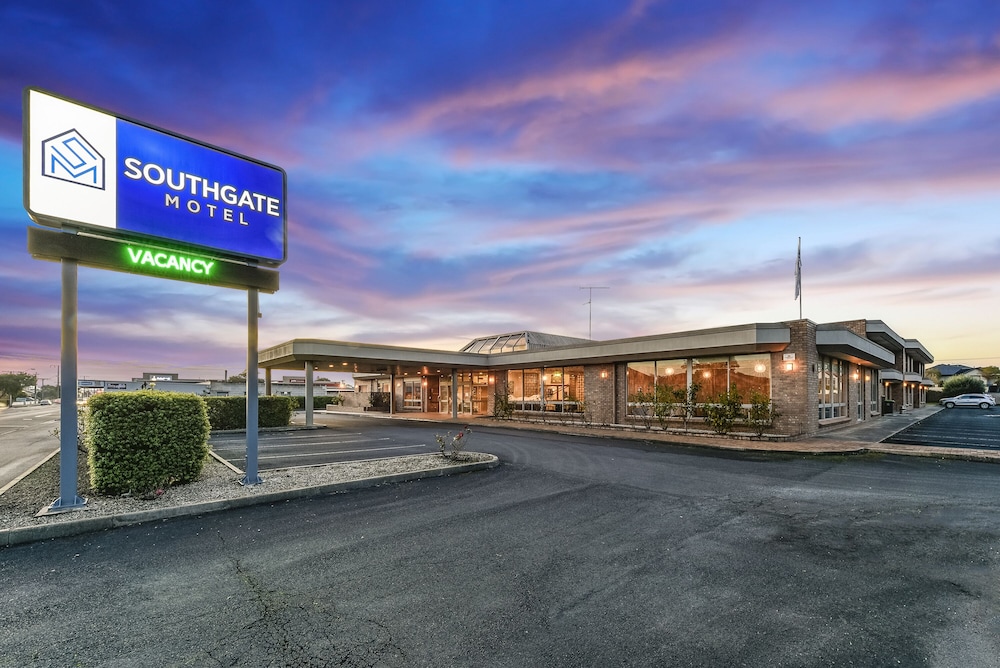 Southgate Motel — 4-Star Luxury Hotel in Mount Gambier, Australia