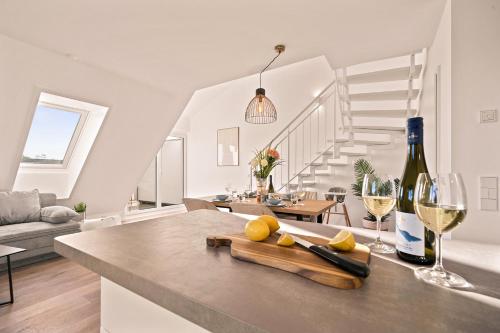 SEEliebe Maisonette in direkter Seenähe — 4-Star Luxury Hotel in Friedrichshafen, Germany