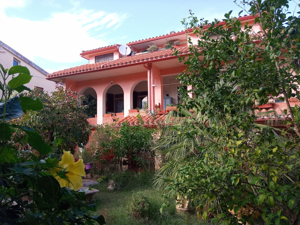 Villa Corrias — 4-Star Luxury Hotel in Siliqua, Italy