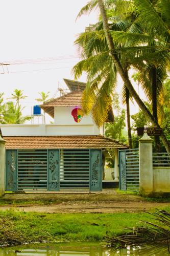 Riverrootsstays - carbon neutral hotel in Unknown City