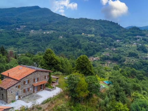 Holiday Home Fanny by Interhome — 4-Star Luxury Hotel in Pescia, Italy