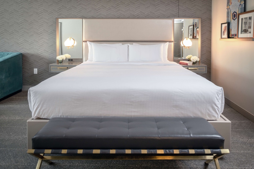 Tulsa Club Hotel Curio Collection by Hilton - photo 21
