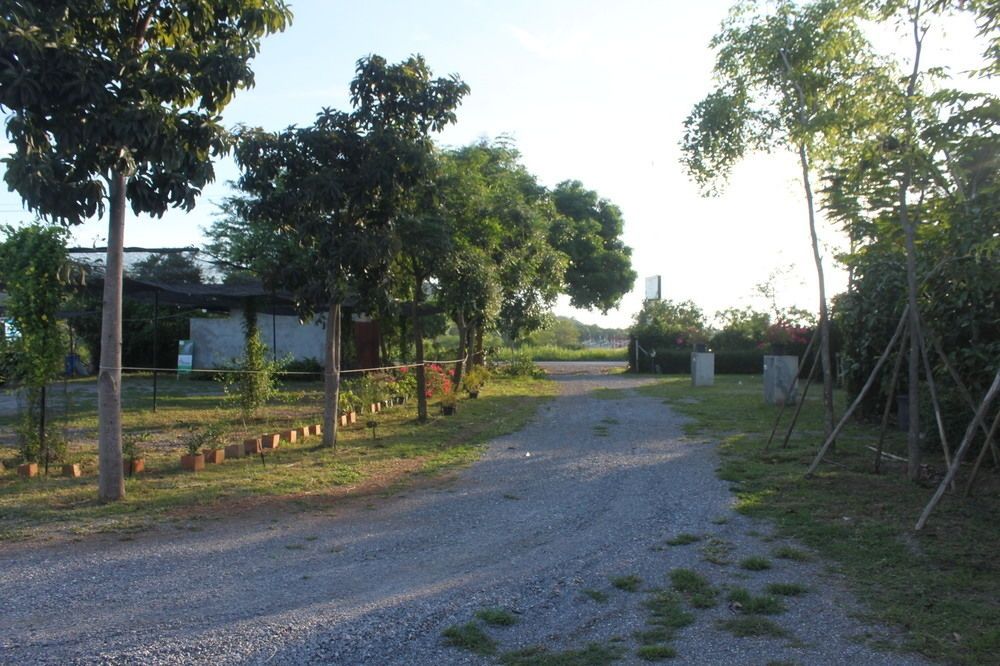 Pran River View Resort in Pran Buri, Thailand