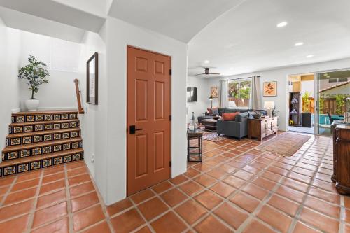 Spacious Private Home with Saltwater Pool & Hot Tub — 4-Star Luxury Hotel in Coachella, United States