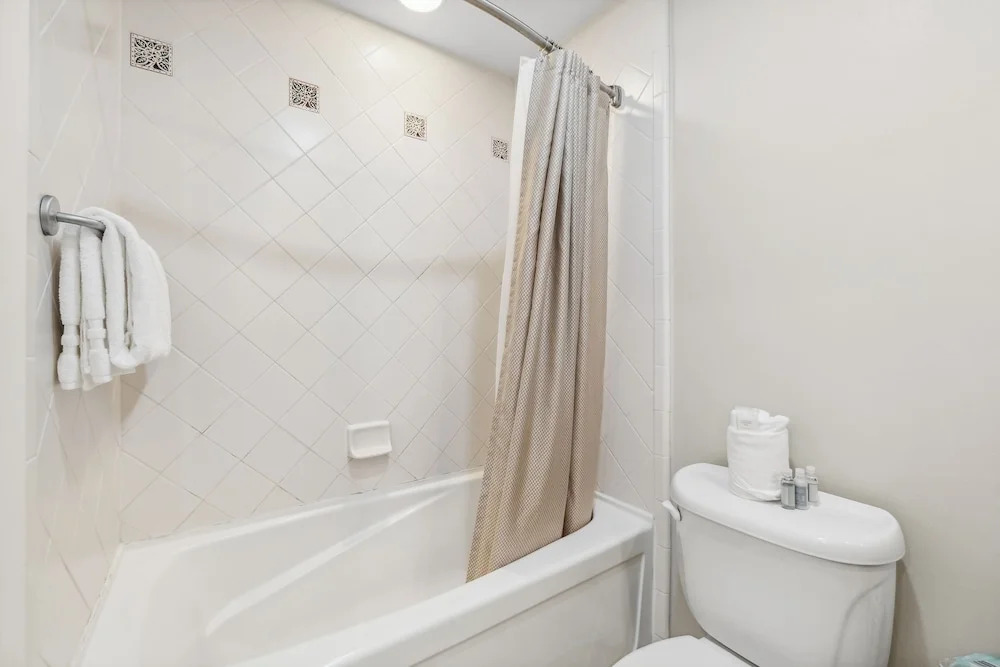 Luau Tower Two by Panhandle Getaways - photo 9