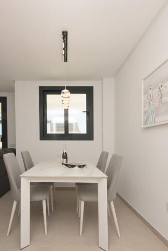 Casa Laura Estepona — 4-Star Luxury Hotel in Estepona, Spain