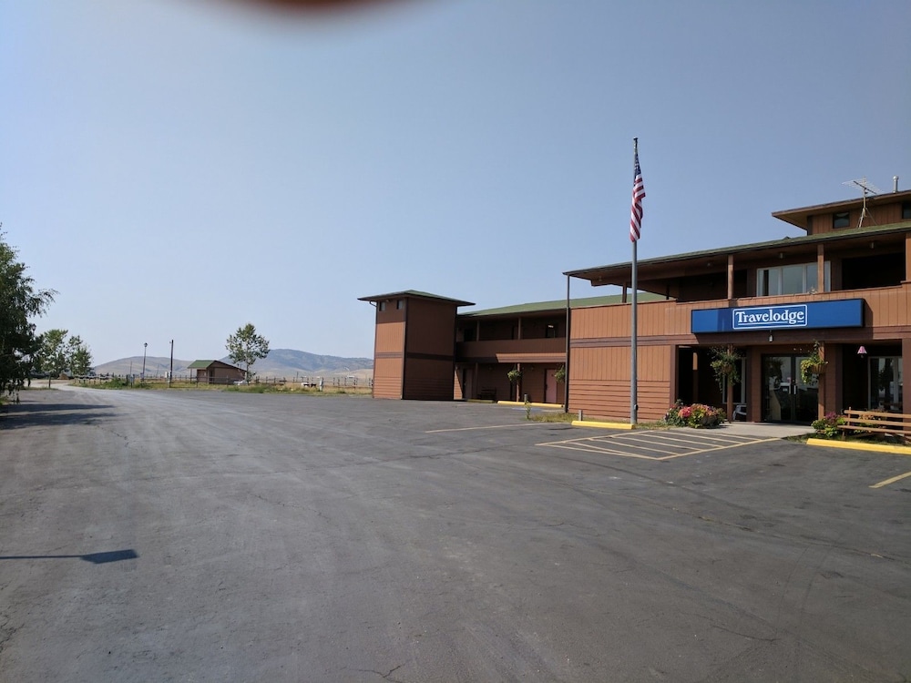 Travelodge by Wyndham Three Forks - photo 22