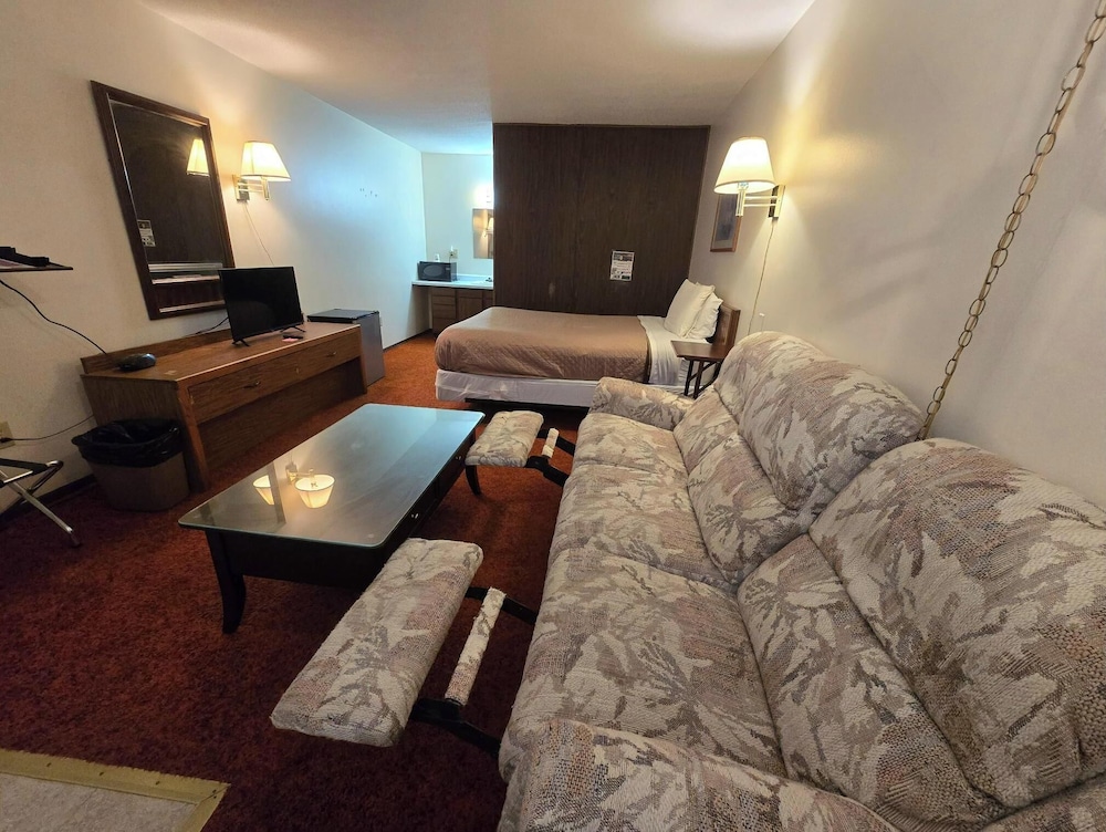 Oyo Sandman Inn - photo 51