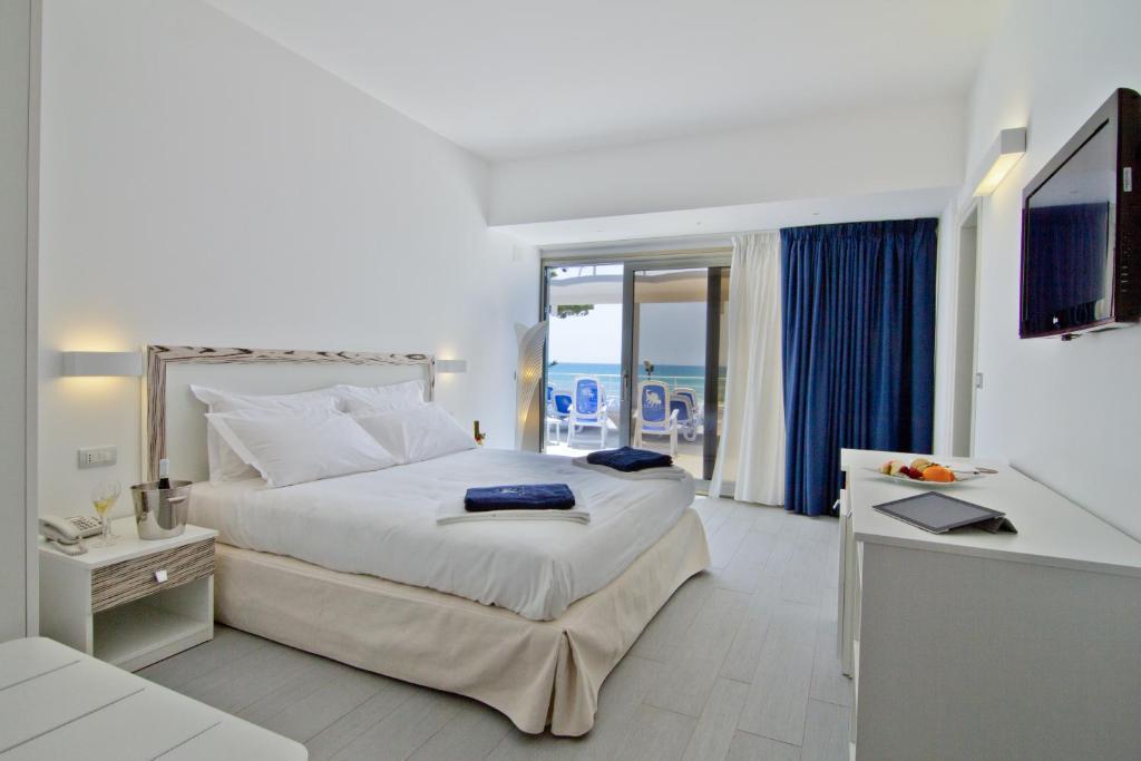 Hotel Miramare — hotel in Marina Di Ragusa