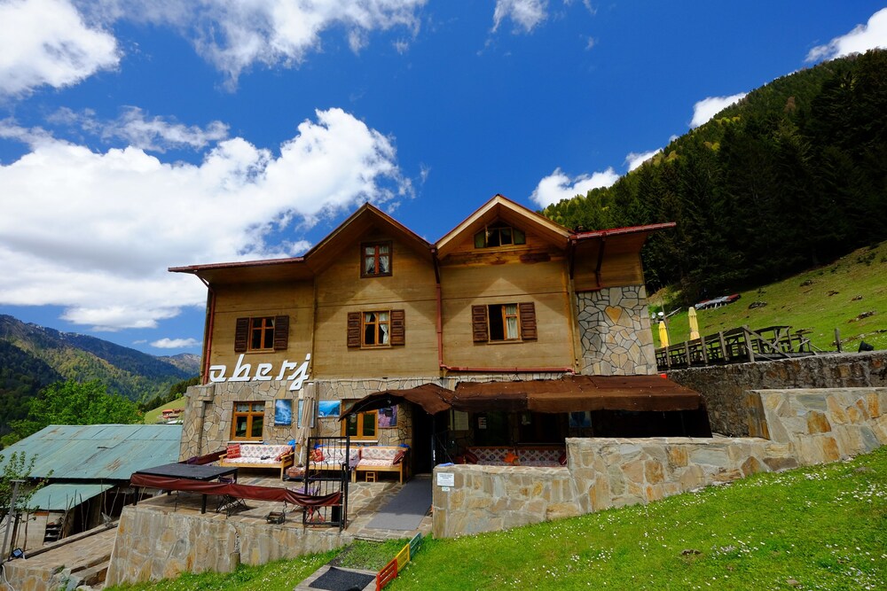 Oberj Hotel - last minute hotel in Camlihemsin