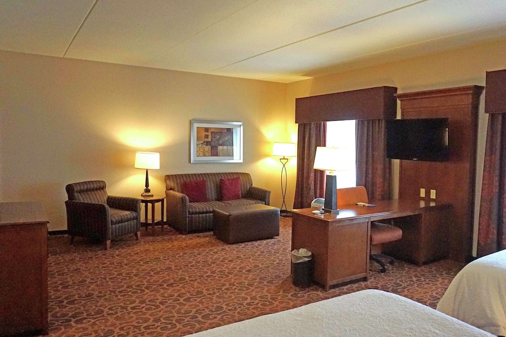 Hampton Inn Waynesburg - photo 15