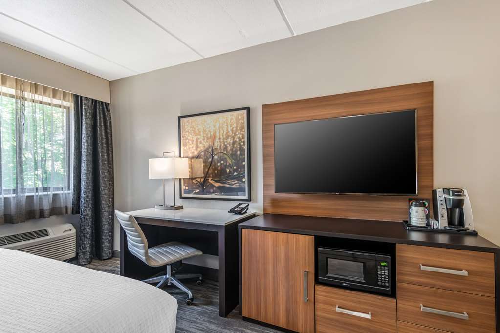 Best Western Atlanta Marietta Ballpark Hotel - photo 12