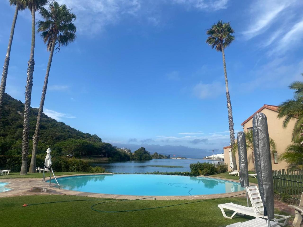 Manhattan Estates Plettenberg Bay — 4-Star Luxury Hotel in Plettenberg Bay, South Africa