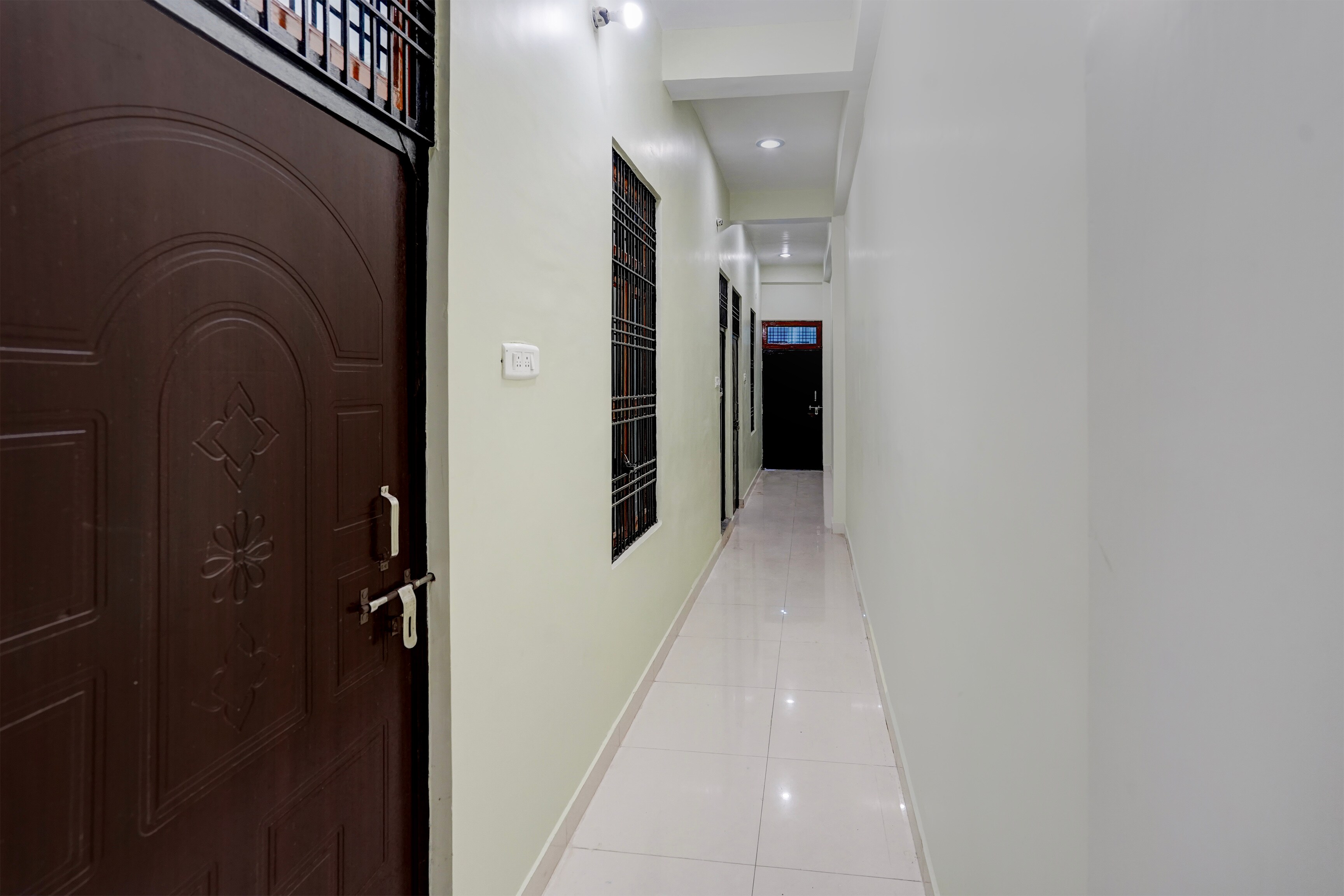 Spot On The Soraon Residency — 4-Star Luxury Hotel in Allahabad, India