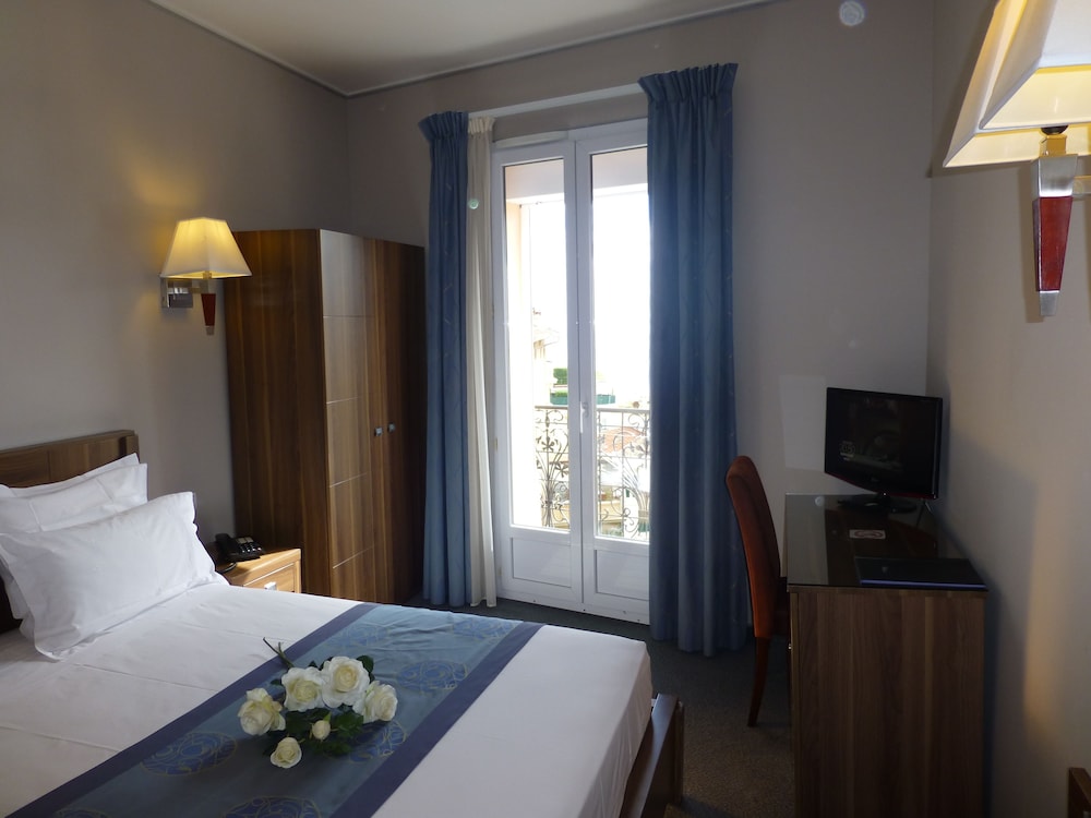 Hotel Capitole — Beausoleil — photo 3