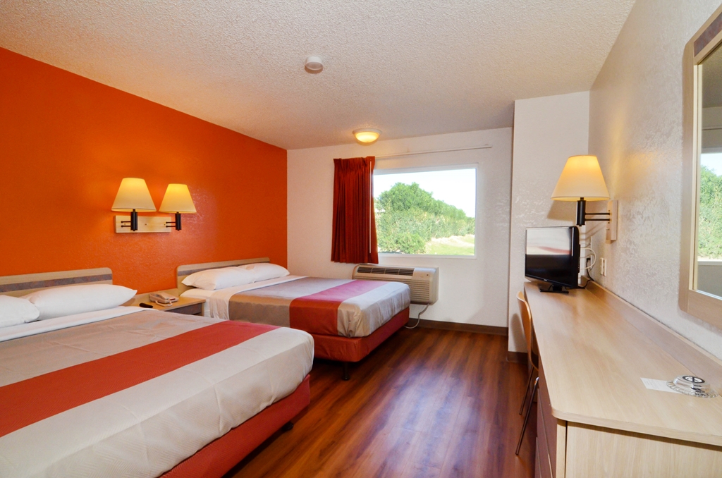 Motel 6 North Palm Springs CA North - photo 16