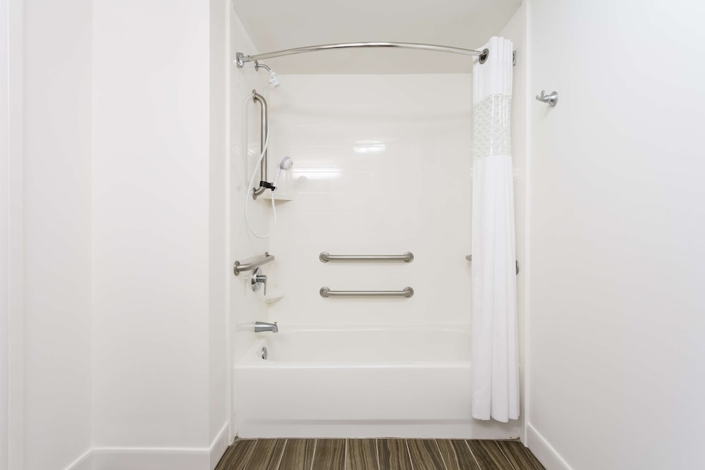 Hampton Inn Havelock - photo 28
