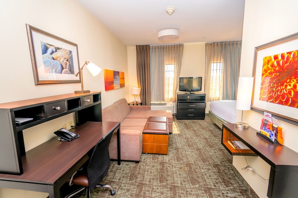 Staybridge Suites Houston IAH Beltway 8 by IHG - photo 11