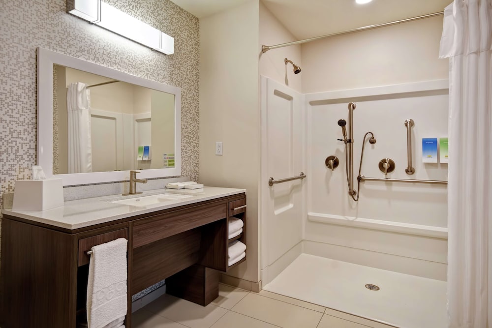 Home2 Suites by Hilton Lagrange - photo 25