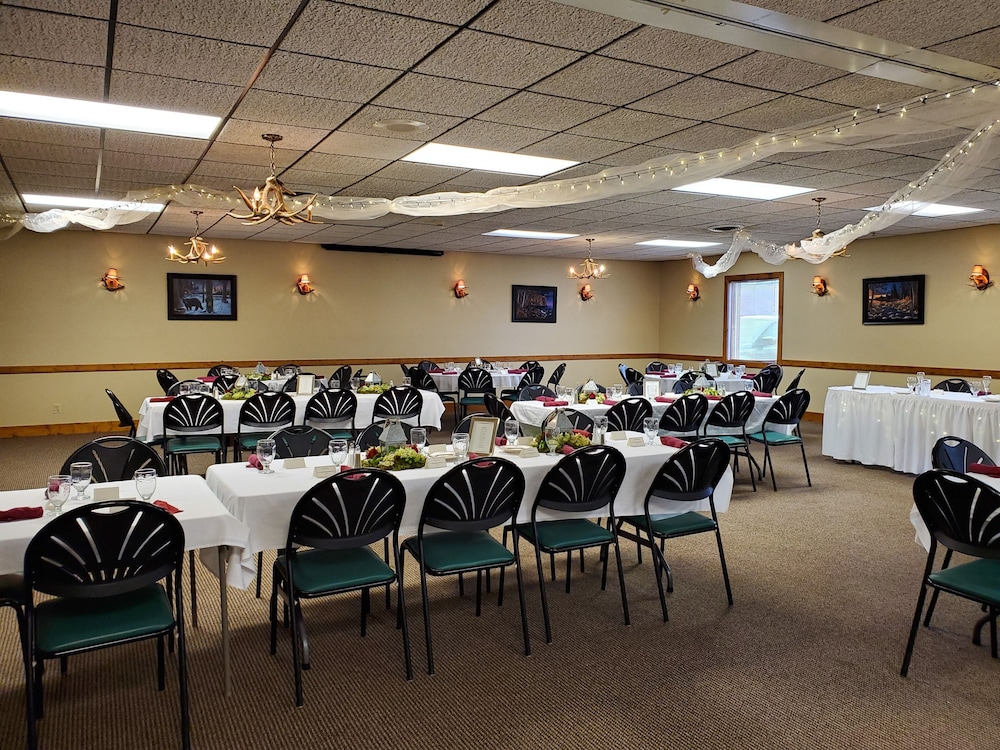 Eagle River Inn and Resort - photo 12