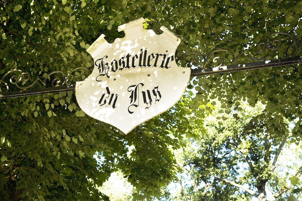 Hostellerie Du Lys Hôtel & Restaurant - last minute hotel in Lamorlaye