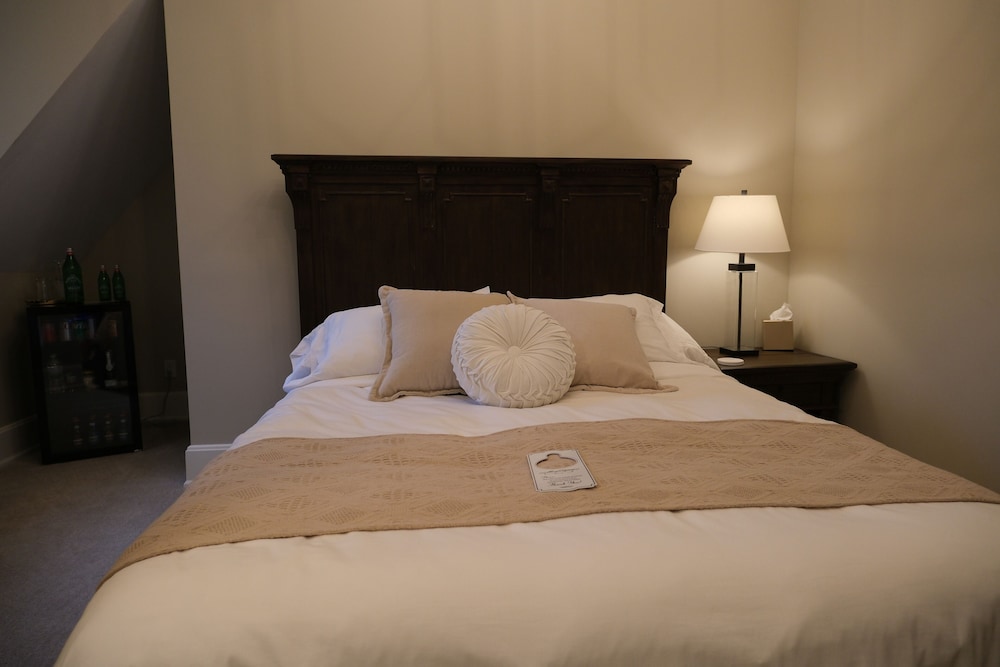 Inn At Pine Terrace - photo 6