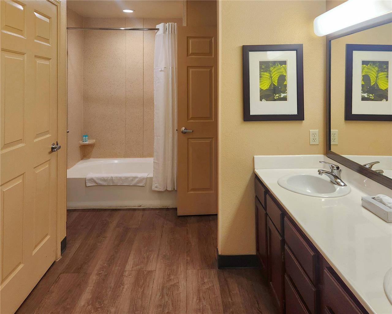 MainStay Suites Las Vegas Flamingo - photo 4