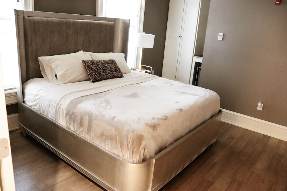 The Edward Hotel - photo 4