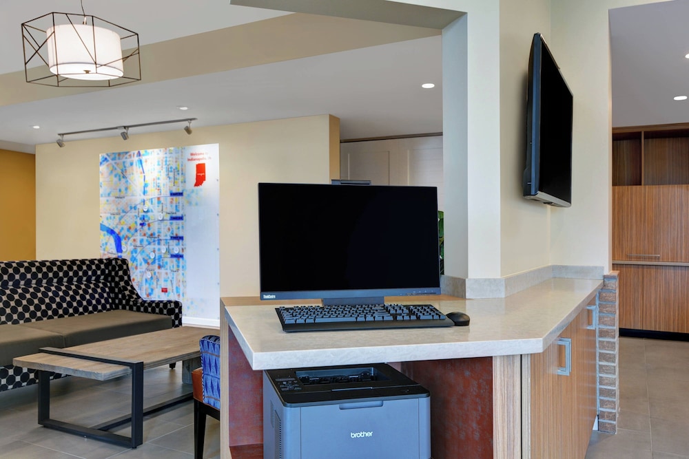 TownePlace Suites by Marriott Indianapolis Downtown - photo 38