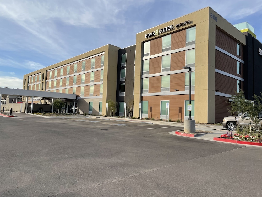 Home2 Suites by Hilton Phoenix Airport North AZ - photo 40