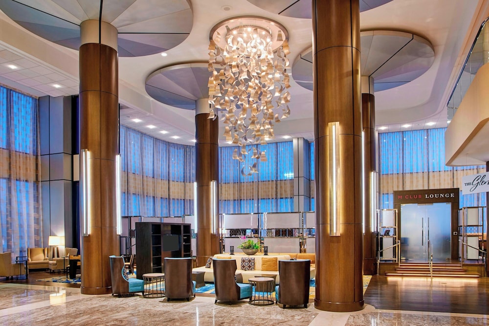Teaneck Marriott at Glenpointe - photo 3