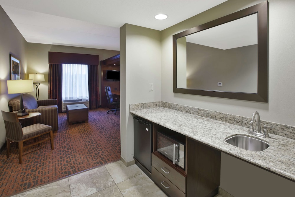 Hampton Inn Brockport NY - photo 16