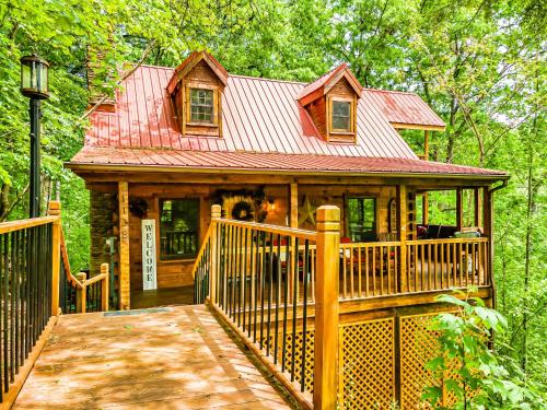 The Rustic Rooster - carbon neutral hotel in Sevierville