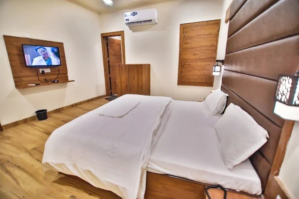 Shyam Inn - carbon neutral hotel in Vrindavan