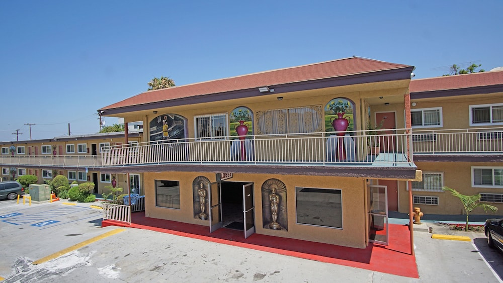 Los Angeles Inn & Suites LAX - photo 43