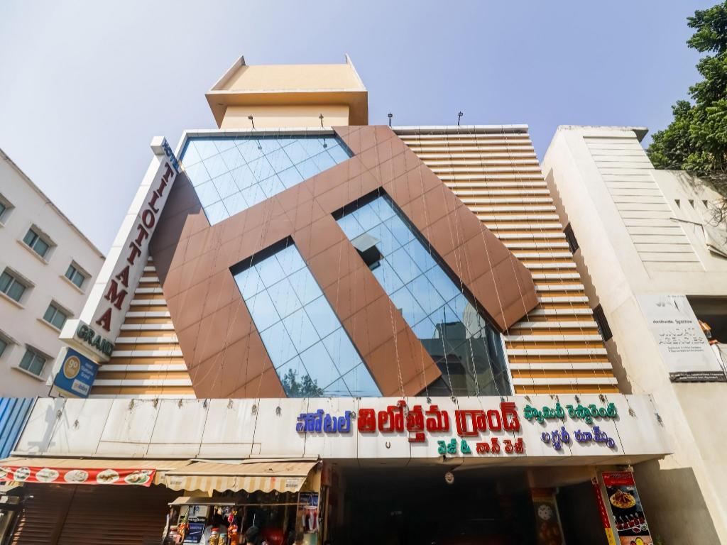 Hotel O Thilothama Grand in Vijayawada, India