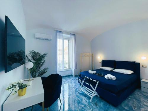 Luxury Blue House — 4-Star Luxury Hotel in Naples, Italy