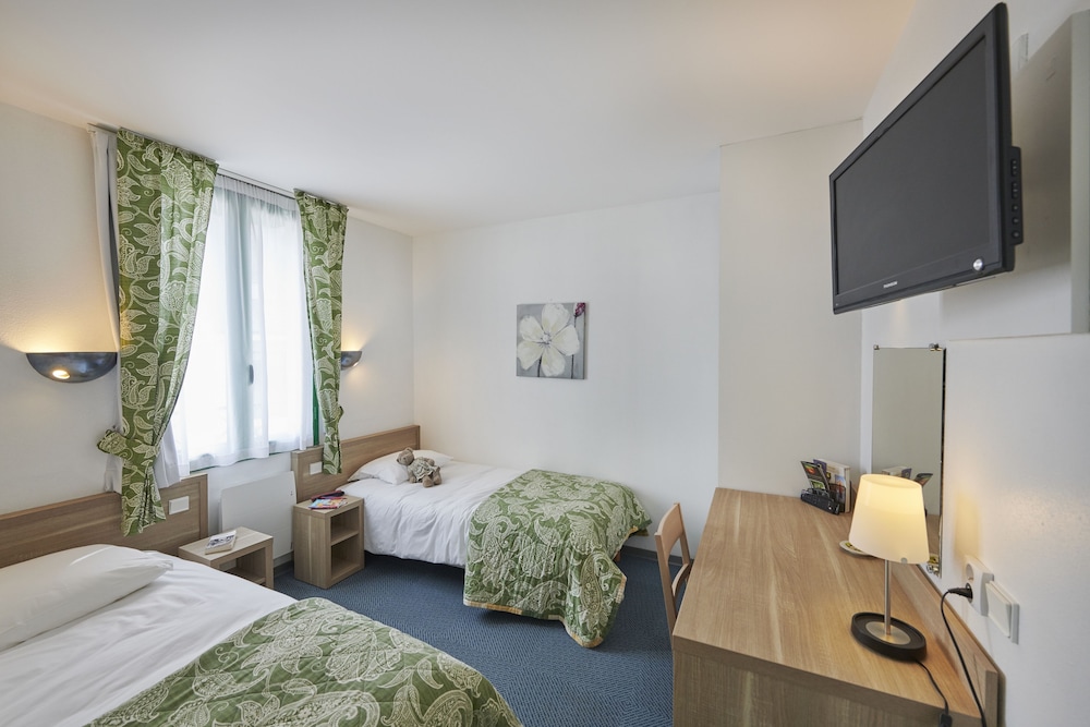 Logis Hotel Du Lac — Huelgoat — photo 5