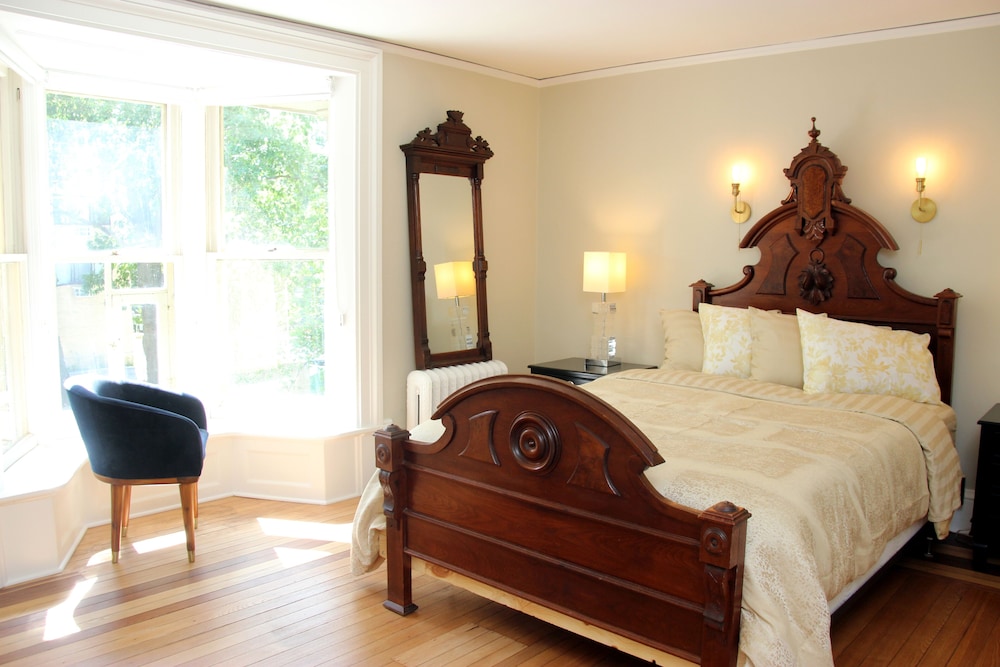 Governor's Mansion Inn and Cafe - photo 6