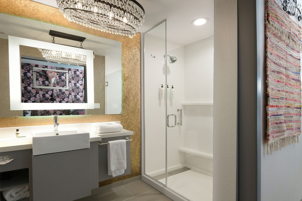 SpringHill Suites by Marriott Lindale Tyler - photo 18