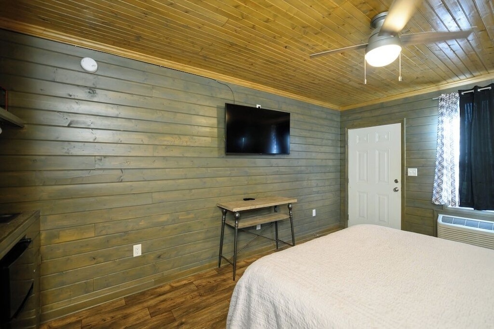 Turn On Inn - photo 11
