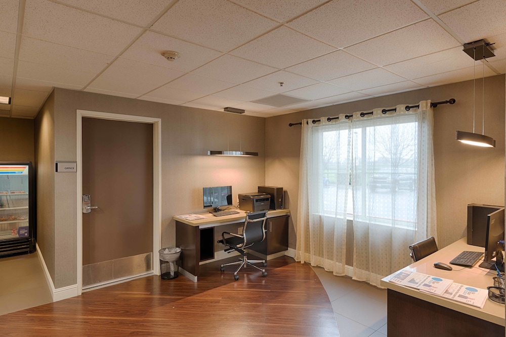 Best Western Plus Delta Inn & Suites - photo 27