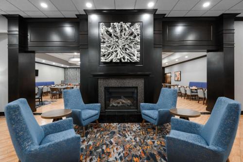 Evansville Plaza Hotel And Suites - photo 5
