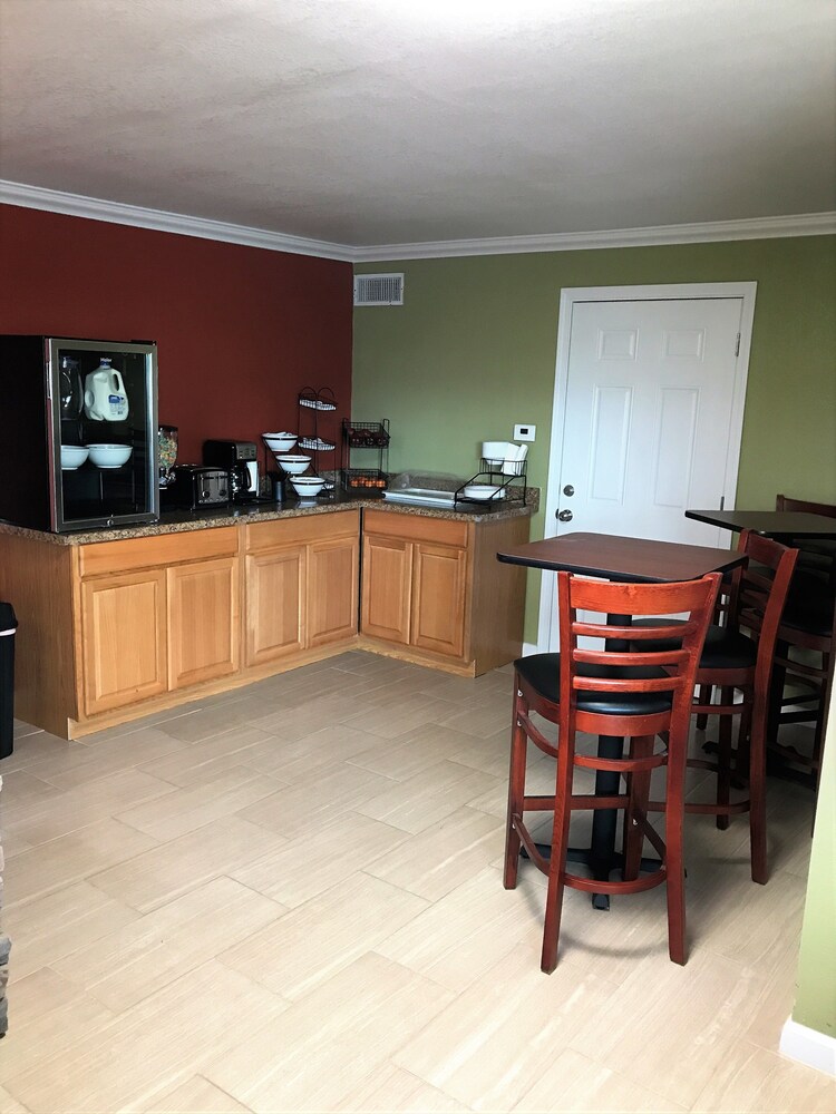 Budget Inn Missouri - photo 12