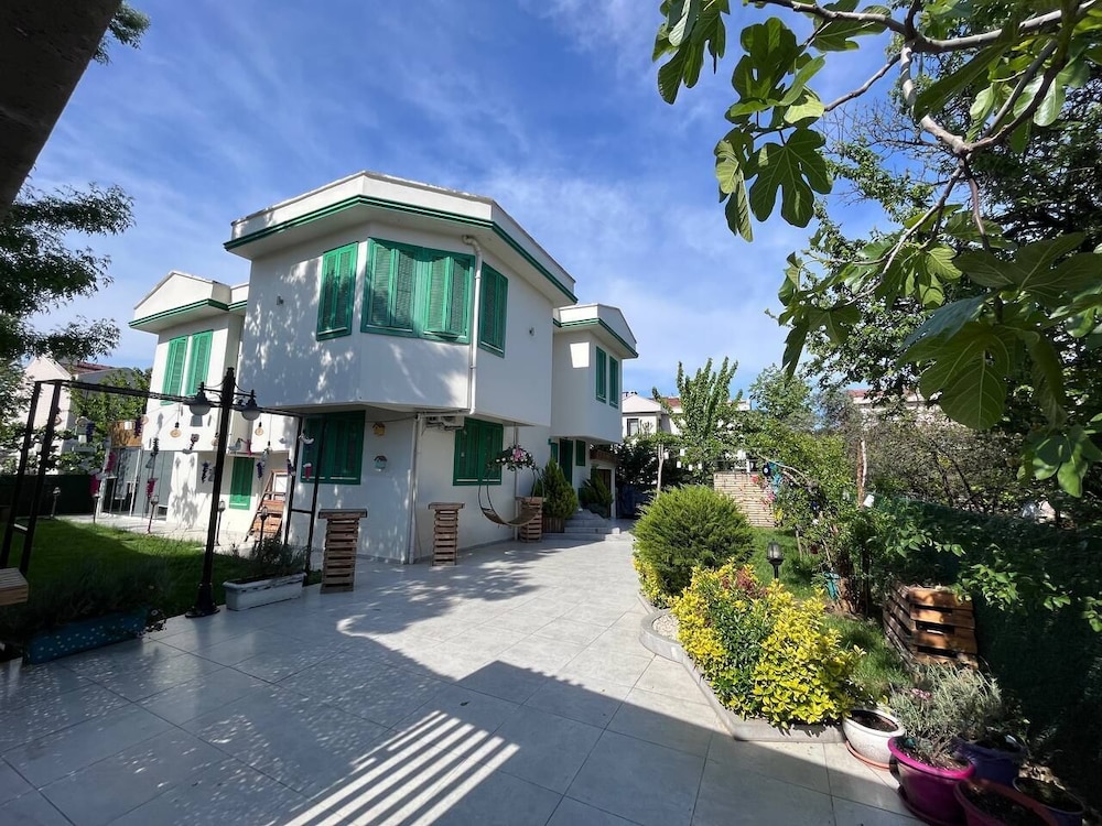 Yeşil Panjurlu Villa Otel — 4-Star Luxury Hotel in Bursa, Turkey