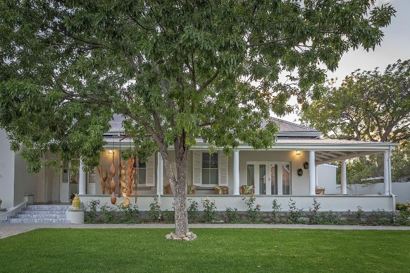 Monte Vista Boutique Hotel — 4-Star Luxury Hotel in Montagu, South Africa