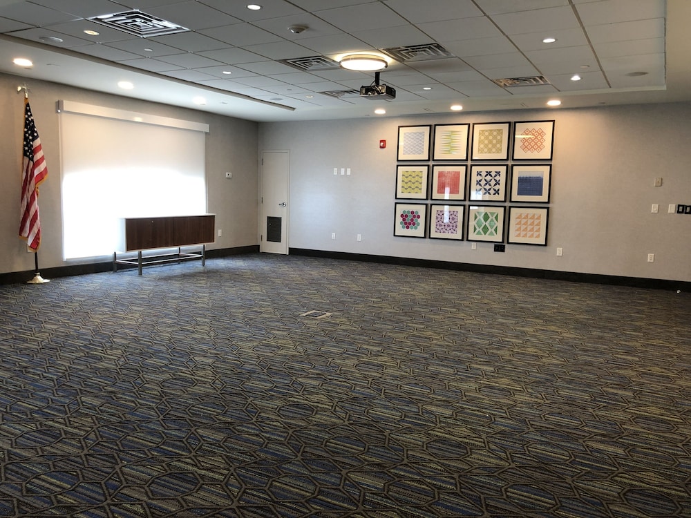 Holiday Inn Express Jacksonville Beach by IHG - photo 43