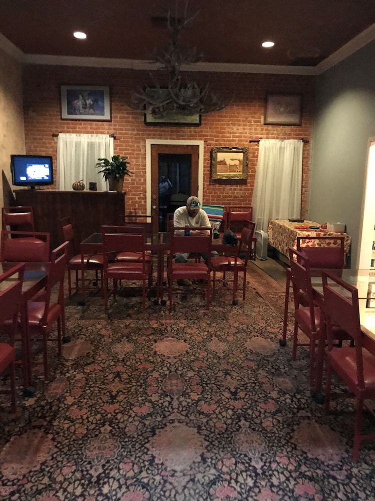 Spur Hotel - photo 14