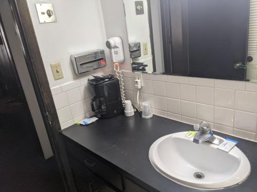 Cabana Inn - photo 29