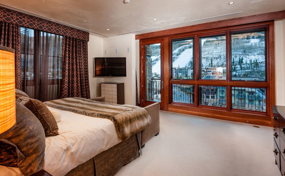 Elevation Resort Residences at Solaris - featured photo